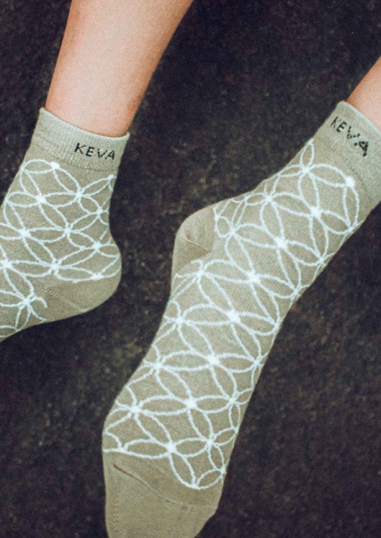 petal socks